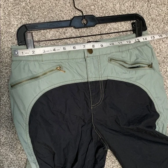 Silence + Noise Urban Outfitters Green Black Baggy Pants - Picture 13 of 14